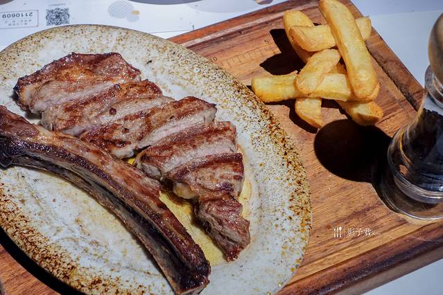 Dva Jelena (The Two Deer Restaurant)