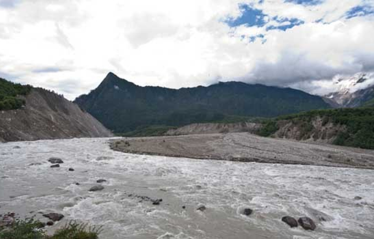 易贡国家地质公园