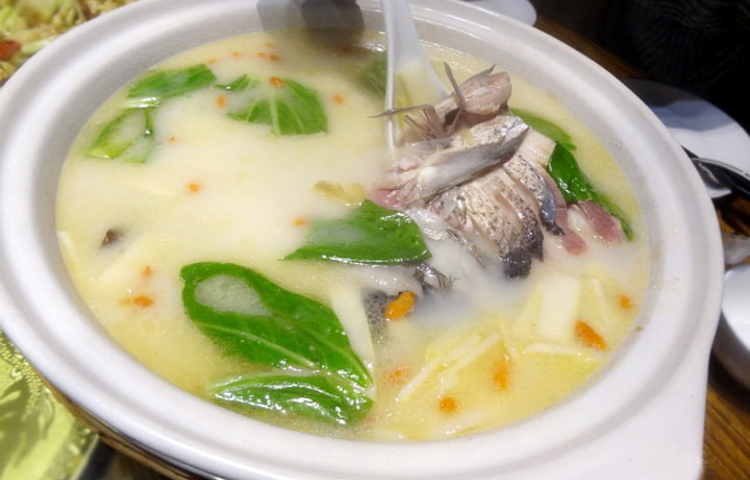 泉畔人家(大明湖店)