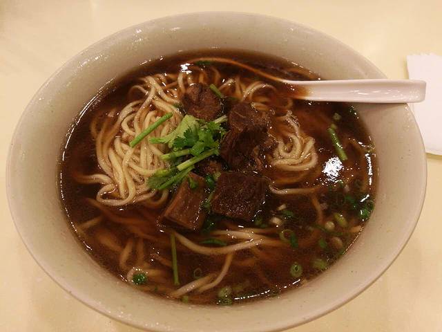 李先生牛肉面大王(桓台店)