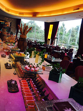 佛山高明碧桂园凤凰酒店·翠湖西餐厅的图片