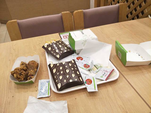 德克士(匹克银座店)