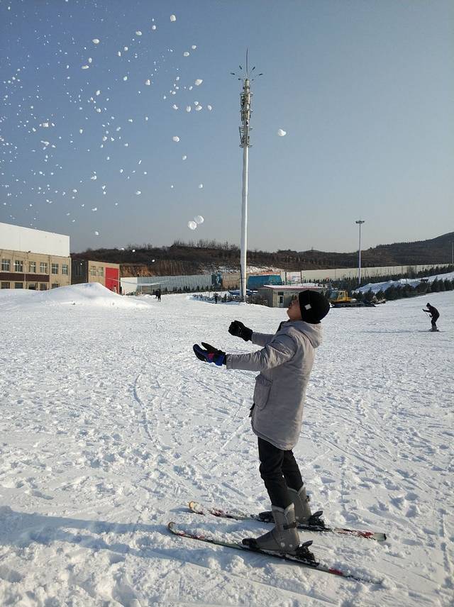 邯郸佛山青青冰雪乐园