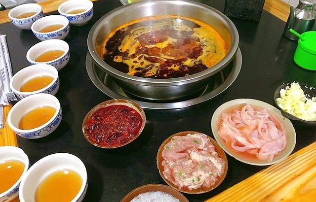 李串串老店·李杰一家三口(解放碑总店)