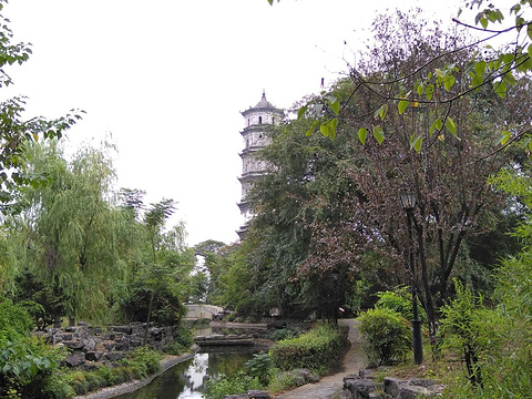 双塔公园