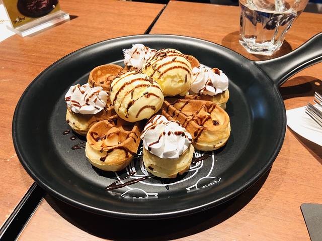 StayReal Cafe(长宁来福士广场东八区店)