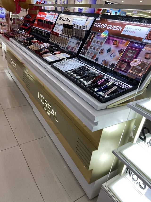 巴黎欧莱雅L'OREAL(万达百货店)