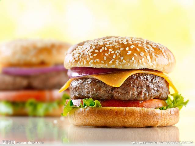 麦当劳(新城市广场店)