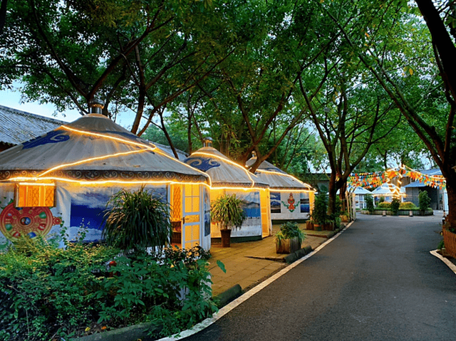 巴山一绝烤全羊(三圣乡精品店)