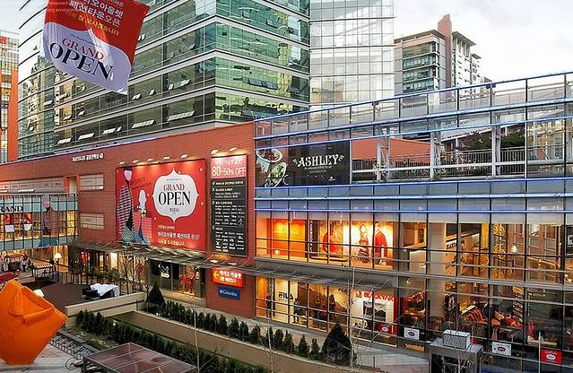 马里奥奥特莱斯