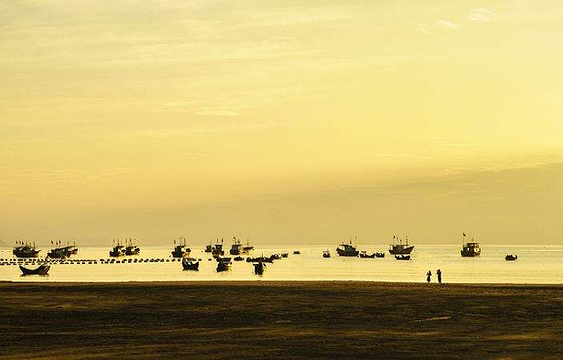 黄金海岸渔寮金沙滩旅游景点图片