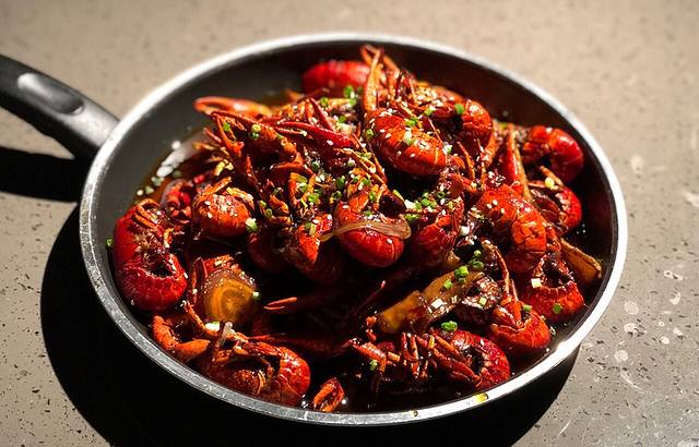 一棠龙虾(日月光中心广场店)