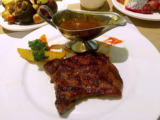 莱慕客牛排(忠义街店)