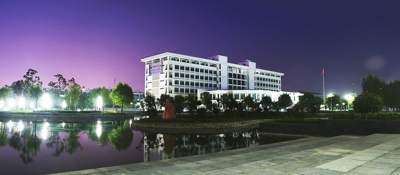 亳州学院图书馆