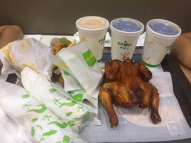 华莱士·全鸡汉堡(金诚花园店)