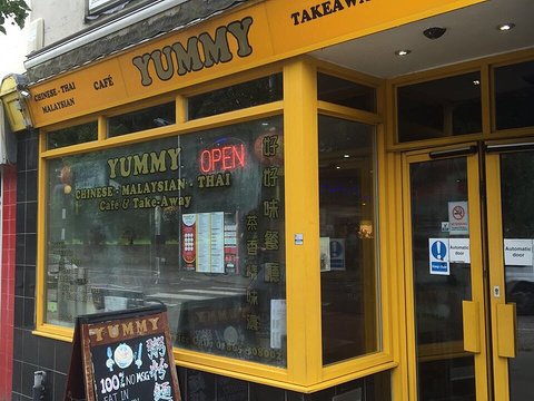 Yummy Cafe旅游景点图片