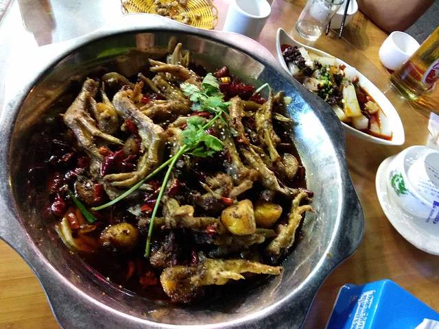 金爪爪干锅·小龙虾·江湖菜(回龙湾店)