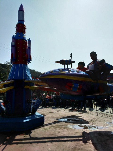 水西半岛游乐场