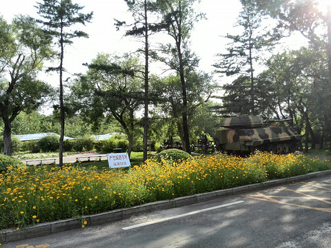 靖宇陵园旅游景点图片
