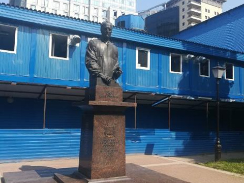 Sobchak Monument旅游景点图片