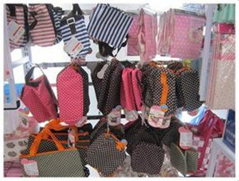 DAISO大创生活馆(泉屋百货店)