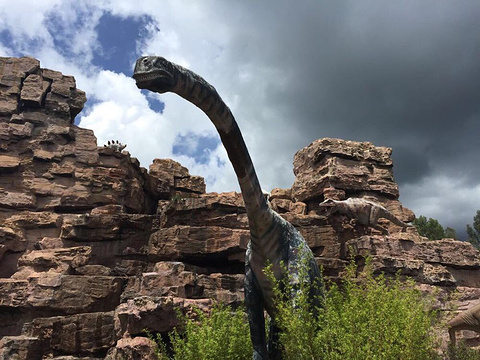 禄丰恐龙化石遗址旅游景点图片