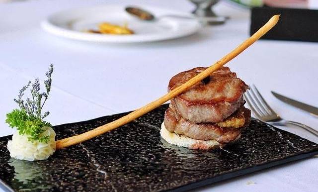 起士林大饭店(小白楼店)