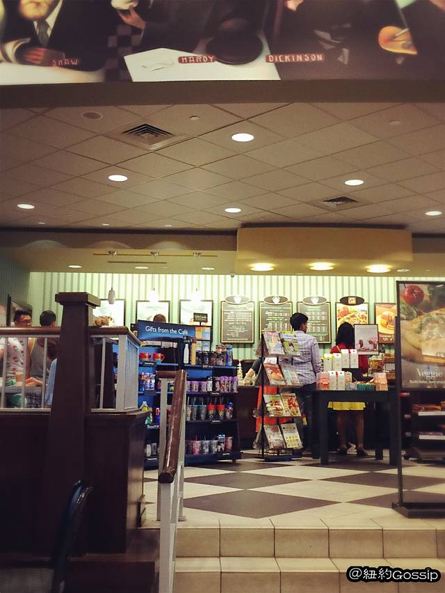 Barnes & Noble Cafe