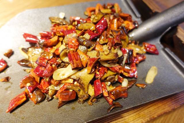 福照楼汽锅鸡饭店(万达广场店)