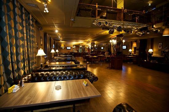  珺avarius德国风格酿造酒吧在整个莫斯科都十分流行,这里提供