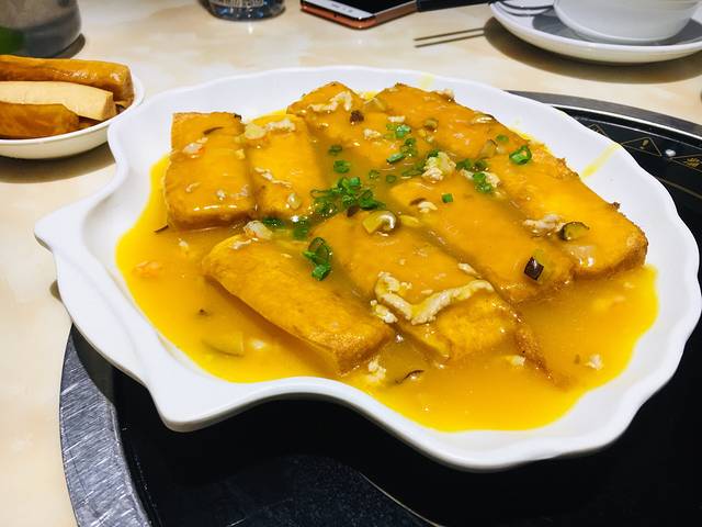 东记美食馆(笋岗店)