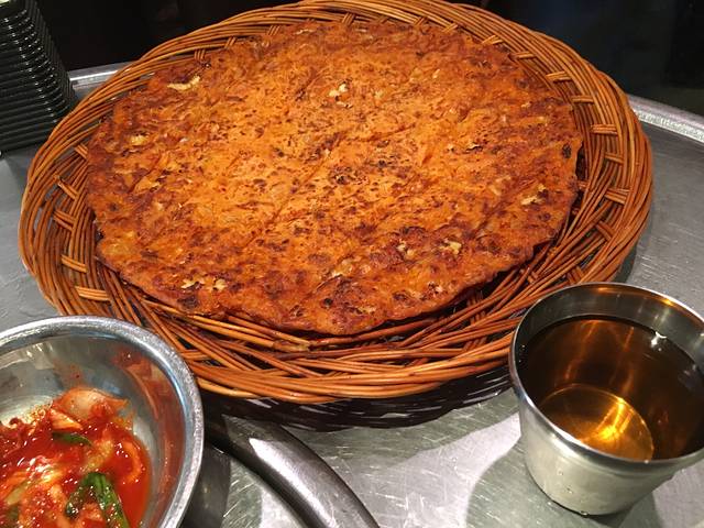 Wang Dae Bak Korean BBQ Restaurant