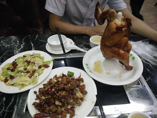 冰城东北饺子馆(合丰苑店)