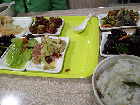 群意馅饼(李村公园店)