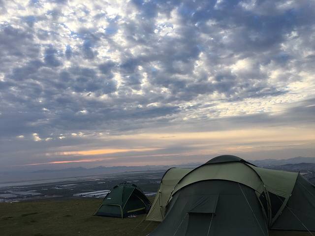 伏龙山滑翔伞训练基地