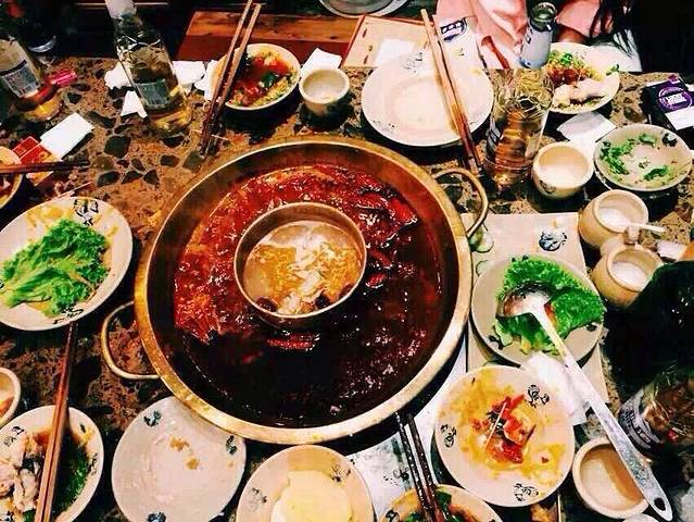 星鸿社重庆老火锅