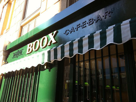 BOOX cafe bar