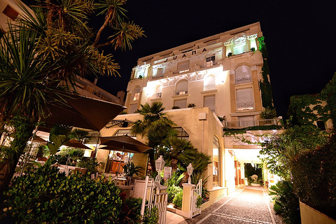 朱安娜酒店(Hôtel Juana)