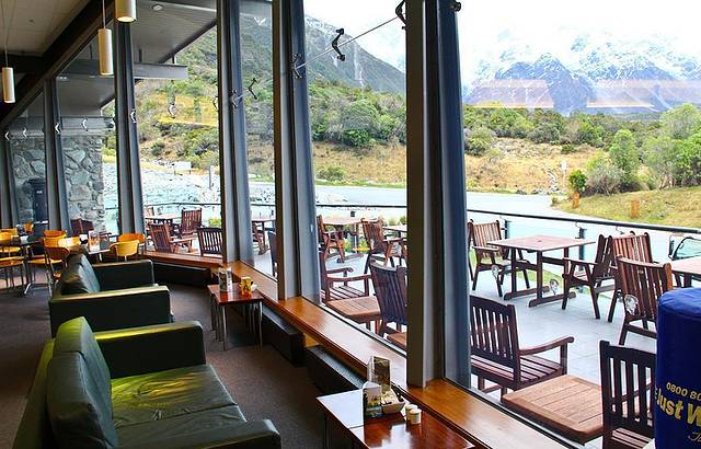 埃德蒙•希拉里爵士咖啡厅酒吧