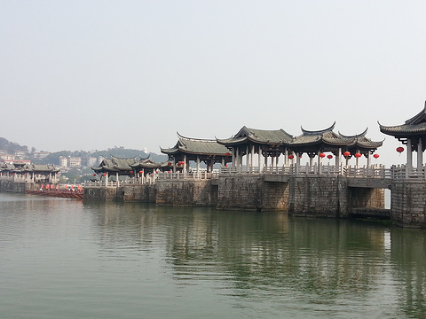 南渡广济桥的图片