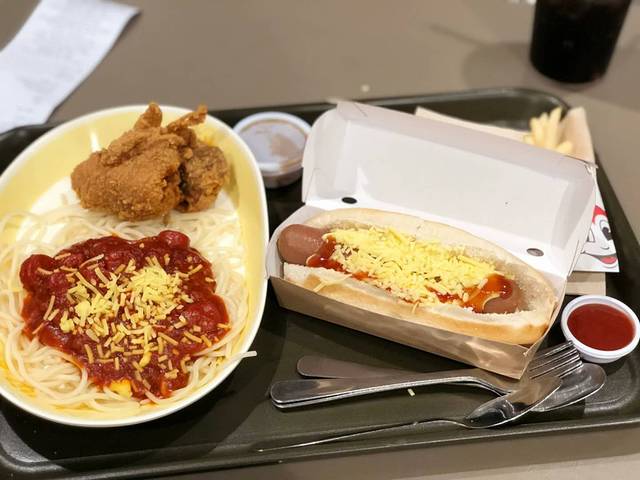 Jollibee Paco