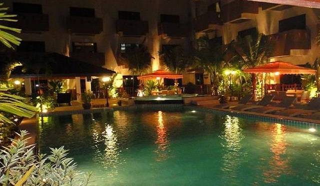 奥侯湾购物中心