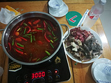 覃记佳荣桫椤河生态牛肉馆