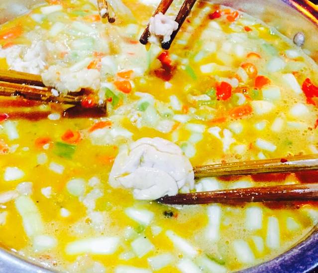 李记重庆黔江鸡杂王(中柏路店)