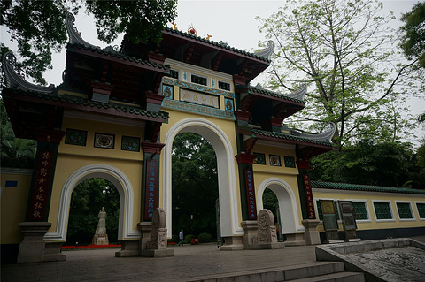 柳州市解放纪念碑