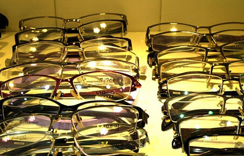 六六眼镜(建筑东路店)的图片