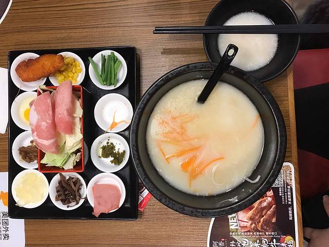 阿香米线(益州大道银泰城店)