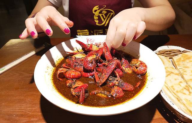 叶派龙虾·青岛菜(合肥路店)