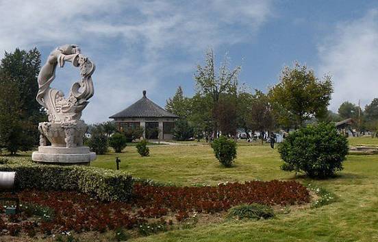 镇江金山风景区-百花洲