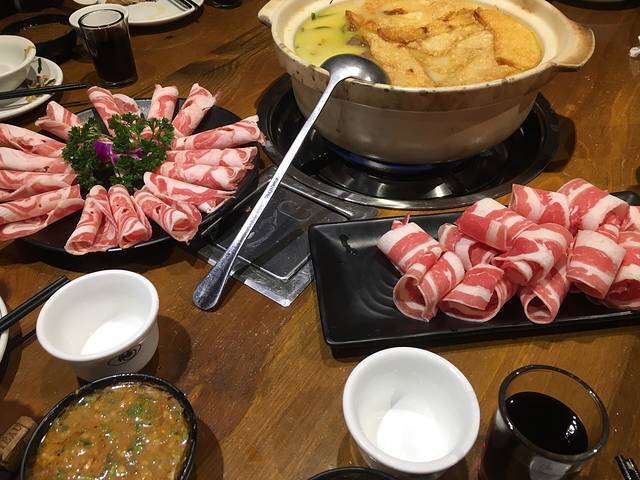 粤品捞猪肚鸡(共康店)